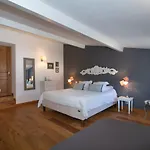 Maison De Jean