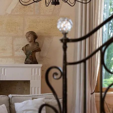 Couette-café Maison De Jean 3*