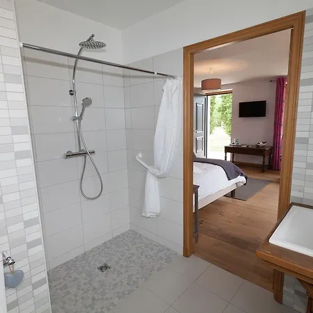 Maison De Jean Bed & Breakfast