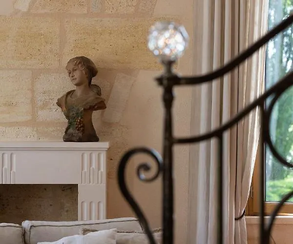 Bed & Breakfast Maison De Jean 3*